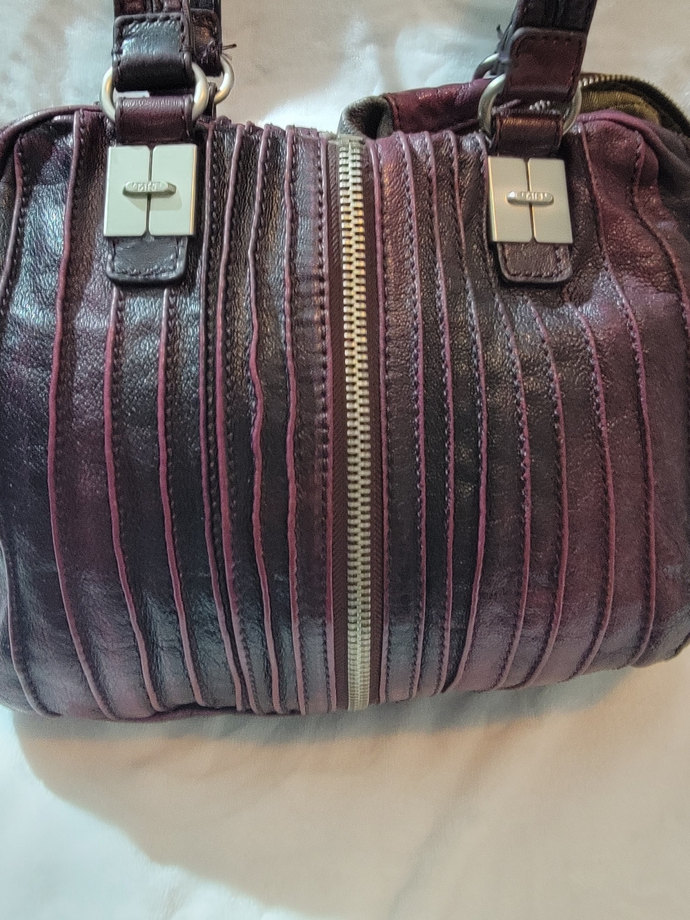 Plum Quilted Leather Shoulder Bag with Center Zip - Picture 3 of 12